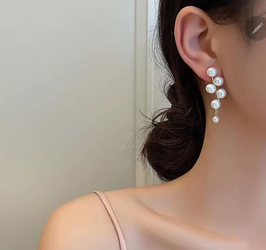 Elegant Pearl Cluster Drop Earrings-Gold Accents